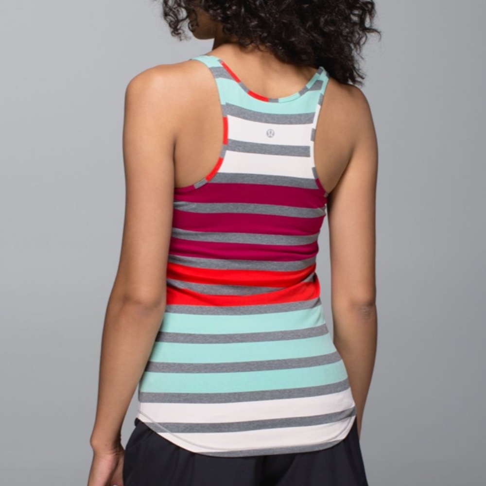 Lululemon Refresh Racer Tank - Picture 2 of 4